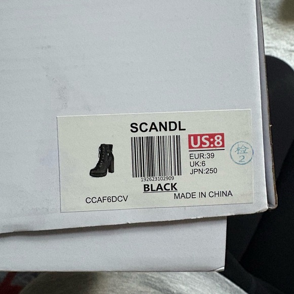 Dream Pairs Chunky Round-Toe High Heel Ankle Boots - Picture 7 of 7